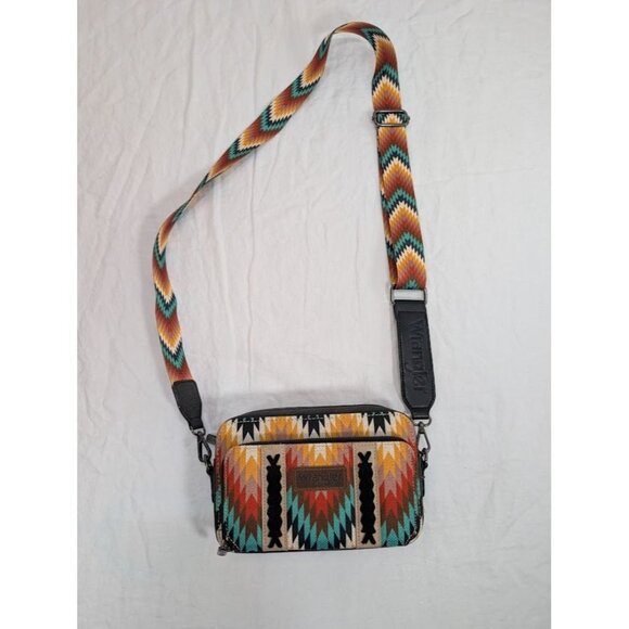 Wrangler Handbags - Wrangler southwestern crossbody purse with wallet pouch adjustable strap A4